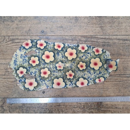 Peau de galuchat - perle centrale - cuir exotique - fleuri bleu/vert - Cuir en stock