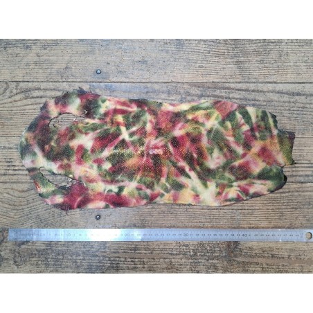 Peau de galuchat - perle centrale - cuir exotique - aquarelle vert - Cuirenstock