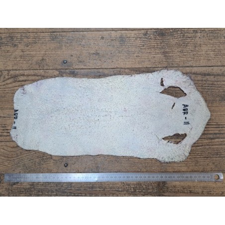 Peau de galuchat - perle centrale - cuir exotique - aquarelle noir/brique - Cuirenstock