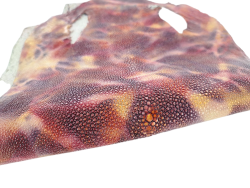 Peau de galuchat - perle centrale - cuir exotique - aquarelle rose/violet - Cuir en Stock