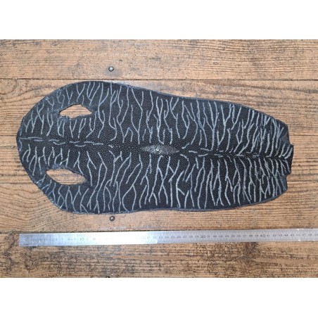 Peau de galuchat - perle centrale - cuir exotique - zébré blanc/noir - Cuir en stock