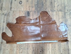 Demi-peau de cuir de vachette pullup ciré - Brun - B