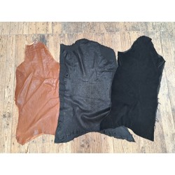 Lot de 2 peaux de cuir - promotions bonnes affaires - maroquinerie - Cuir en stock