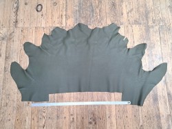 Demi-peau de cuir de taurillon pleine fleur vert kaki - Cuir en Stock