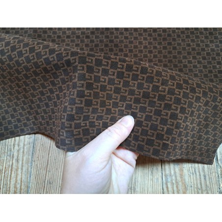 Demi peau de veau velours - motif grecque - marron - Cuir en Stock