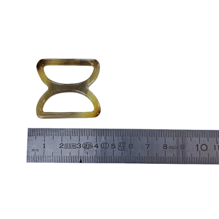 doubles anneaux demi-ronds en plastique - sable - 30mm - Cuir en Stock
