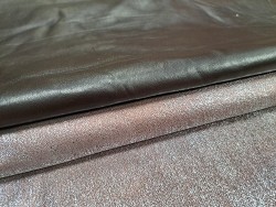 Lot de 2 peaux de cuir d'agneaux -D- Cuir en Stock