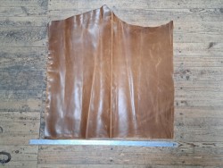 Demi-peau de cuir de vachette pullup ciré - Brun - B