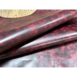 Demi-peau de cuir de veau BOX lisse - tannage ferme - nuancé effet tamponné - bordeaux - Cuir en Stock