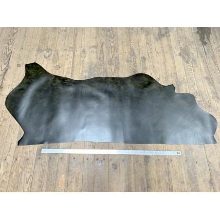 Demi-peau de cuir de veau BOX lisse - tannage ferme - nuancé effet tamponné - vert bouteille - Cuir en Stock