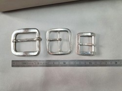 LOT de 3 boucles de ceinture - M - Nickelé - 30mm / 35mm / 40mm