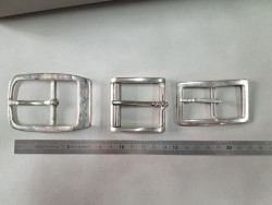 LOT de 3 boucles de ceinture - O - Nickelé - 30mm / 40mm