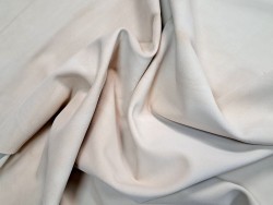 Peau de veau velours - écru - maroquinerie, vêtement - Cuir en Stock