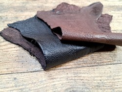 Lot de 2 pattes d'autruche - A - Marron/Noir - Cuir en Stock