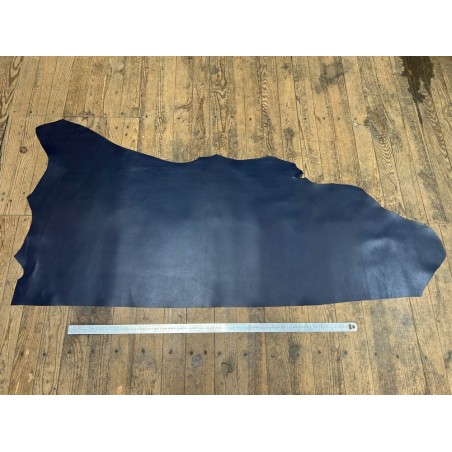 Demi-peau de cuir de veau BOX lisse - tannage ferme - bleu marine - Cuir en Stock