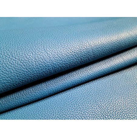 Grand morceau de cuir de taurillon - gros grain - couleur bleu océan - cuirenstock