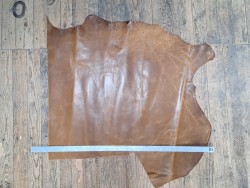 Demi-peau de cuir de vachette pull up ciré brun Cuir en Stock