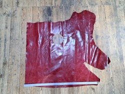 Bande de cuir de vachette finition ciré pullup -végétal- rouge - maroquinerie - Cuirenstock