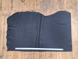 Demi-peau de cuir de taurillon  - Noir - Cuir en Stock