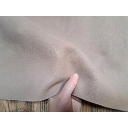Demi-peau de veau - beige sable - maroquinerie - ameublement - Cuir en Stock