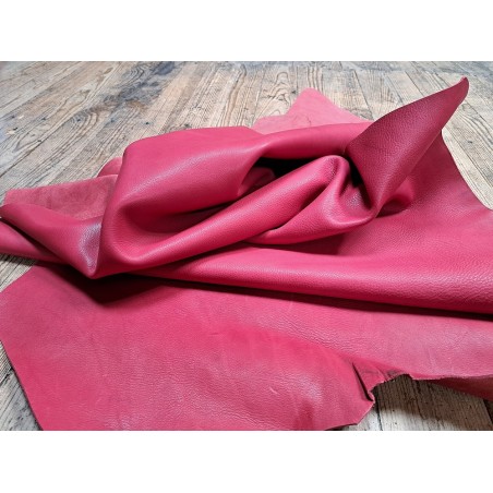 Demi peau de cuir de veau - framboise - Maroquinerie - Cuir en Stock