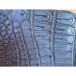 Peau de cuir de crocodile bleu marine mat - Cuir en stock