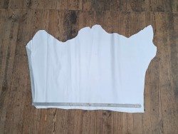Demi peau de cuir de veau - blanc - Cuir en Stock