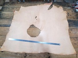 Collet de cuir de vache naturel – Tannage végétal 2ᵉ choix