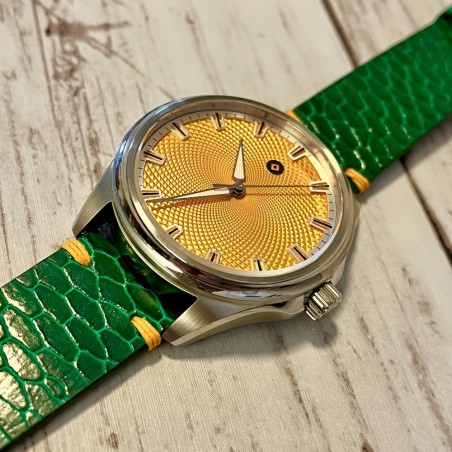 Création d'un bracelet de montre en cuir de queue de castor - Cuir en Stock