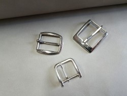 LOT de 3 boucles de ceinture - F - Nickelé - 25mm / 30mm