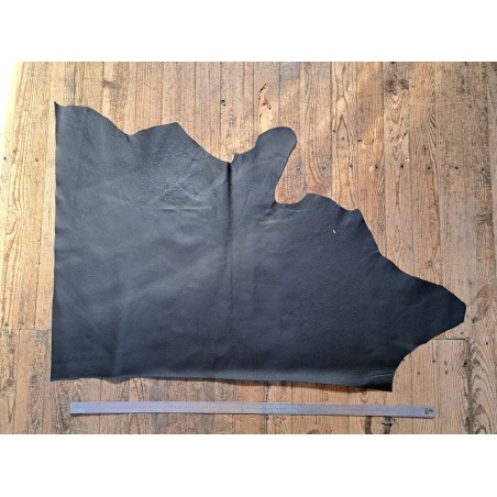 Grand morceau de cuir de vache grainé - Noir mat - A - Cuir en Stock