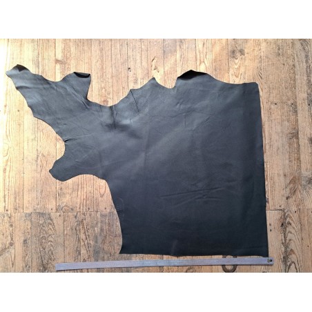 Demi-peau de cuir de vache grainé - Noir mat - B - Cuir en Stock