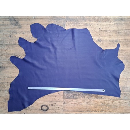 Peau de cuir de veau swift lisse - bleu outremer - maroquinerie - Cuirenstock