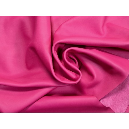 Peau de cuir de veau swift lisse - fuchsia - maroquinerie - Cuir en stock