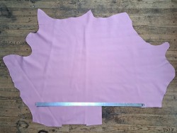 Peau de cuir de veau swift lisse - rose - maroquinerie - cuir en stock