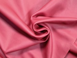 Peau de cuir de veau swift lisse - rouge piment - maroquinerie - Cuir en stock