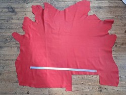 veau swift lisse - rouge - maroquinerie - cuir en tsok