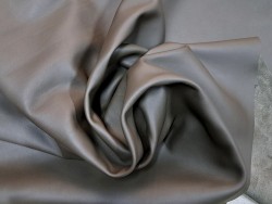 veau swift lisse - kaki- maroquinerie - cuirentsok