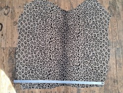 Peau de veau velours façon jaguar- beige - Cuir en Stock
