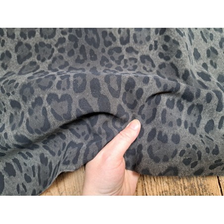 Peau de veau velours façon jaguar- gris - Cuirenstock