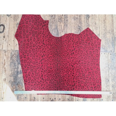 Peau de veau velours façon jaguar- rouge glamour - Cuir en stock