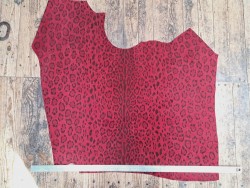 Peau de veau velours façon jaguar- rouge glamour - Cuir en stock
