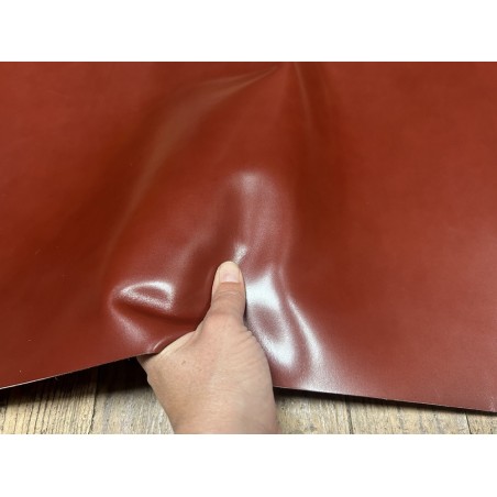 Demi-peau de cuir de veau BOX lisse - tannage ferme - paprika - Cuir en Stock