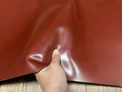 Demi-peau de cuir de veau BOX lisse - tannage ferme - paprika - Cuir en Stock