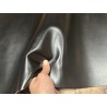 Demi-peau de cuir de veau BOX lisse - tannage ferme - cerise noire - Cuir en Stock