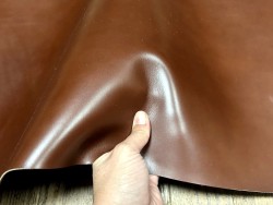 Demi-peau de cuir de veau BOX lisse - tannage ferme - noisette - Cuir en Stock