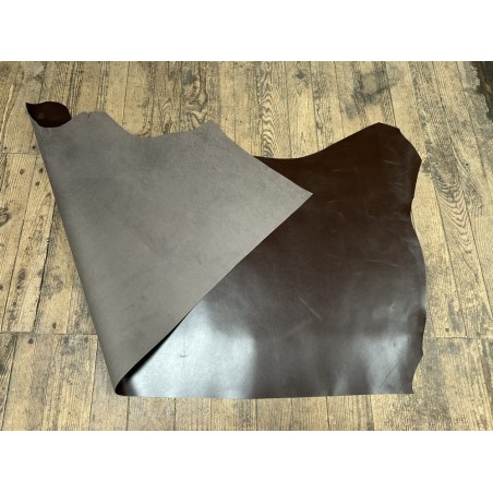 Demi-peau de cuir de veau BOX lisse - tannage ferme - marron - Cuir en Stock