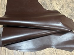 Demi-peau de cuir de veau BOX lisse - tannage ferme - marron - Cuir en Stock