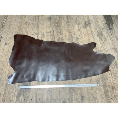 Demi-peau de cuir de veau BOX lisse - tannage ferme - cacao - Cuir en Stock