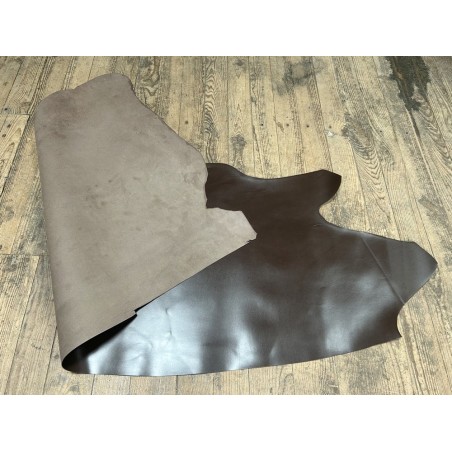 Demi-peau de cuir de veau BOX lisse - tannage ferme - cacao - Cuir en Stock